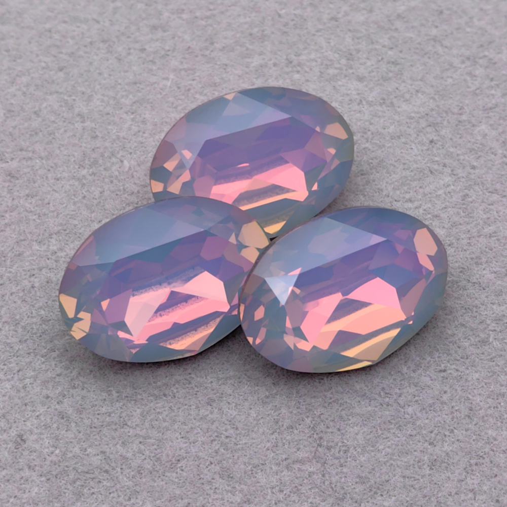 Swarovski 4120 Oval FS, White Opal Vitrail Light F