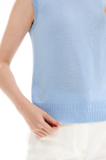 23535 Джемпер женский (голубой)