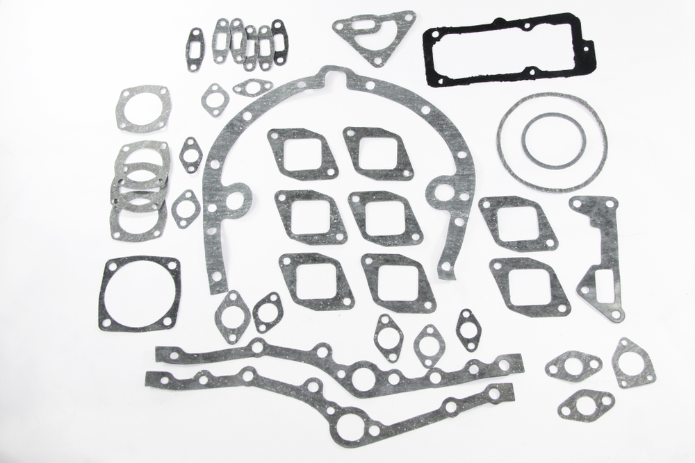 Набор прокладок двигателя ЯМЗ-238 (малый паронит 0,6мм., резина, 18 наим., 238-1000001) Москва ( ОЕ 08-04-200 )