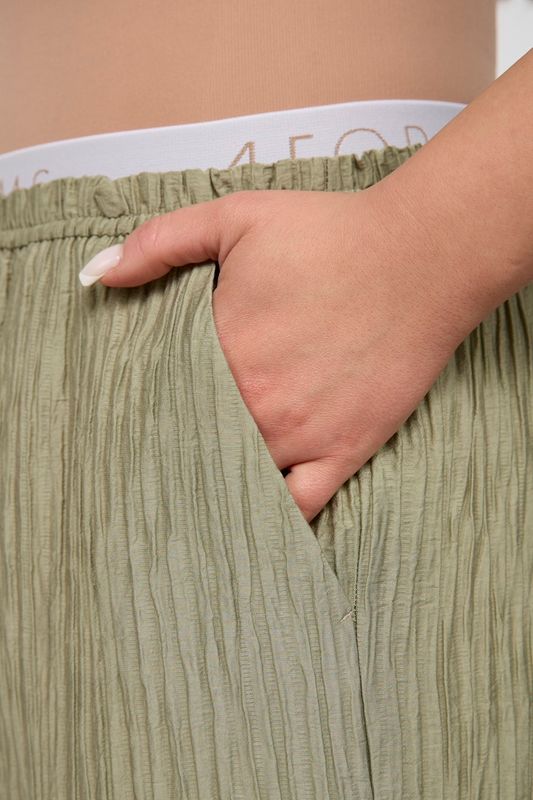 Брюки на резинке из жатой ткани, оливковый