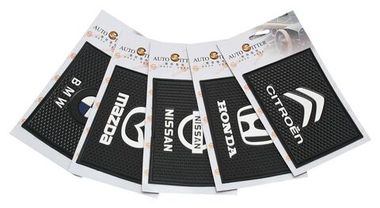 Коврик нескользящий д/панели SMALL AUDI (14,5*10см) KING SMALL