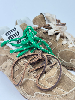 Кроссовки New Balance x Miu Miu 530 SL suede sneakers