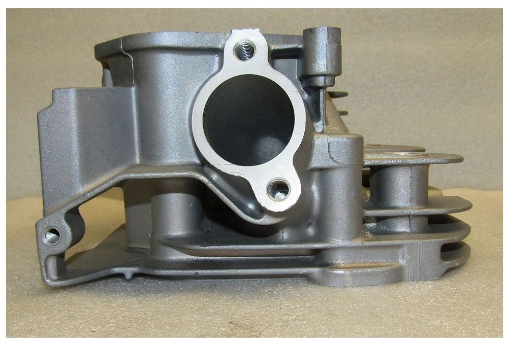 Головка блока цилиндра бензинового двигателя (седла+втулки) Excalibur S420/LB190/Cylinder head comp