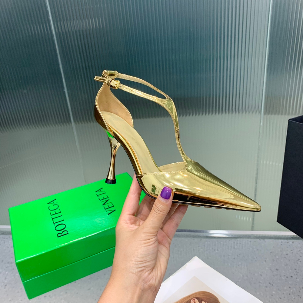 Bottega Veneta Rocket T-Bar Pump 9 cm