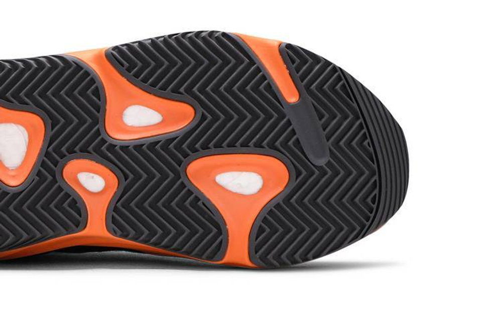 Кроссовки Adidas Originals Yeezy Boost 700 "Enflame Amber"