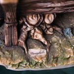 Фарфоровая мануфактура Capodimonte «Отдых на лавочке»