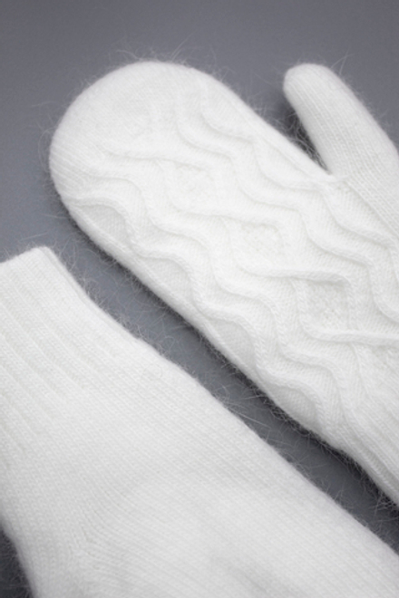Варежки В021-02 белый натуральный