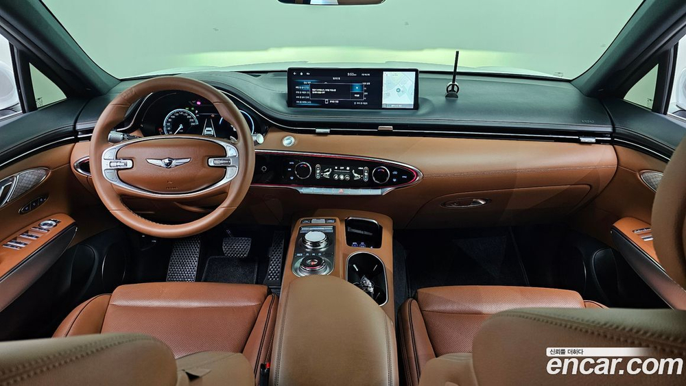 Genesis GV70 2.5T Бензин 2WD (11.2022)