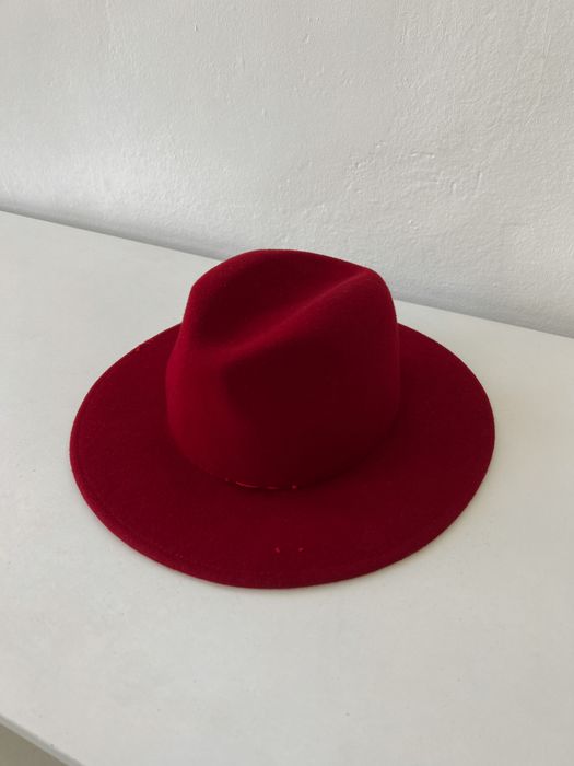 ШЛЯПА ТЭММИ ВИШНЕВЫЙ