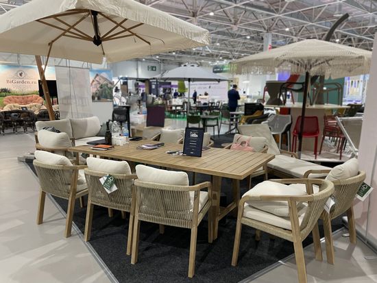 Комплект деревянной мебели Ravona KD