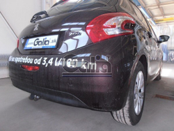 Фаркоп оцинкованный Galia P042A для Peugeot 208 хетчбек 2012-, Citroen C3 2016-(паспорт и сертификат в комплекте)(без электрики)