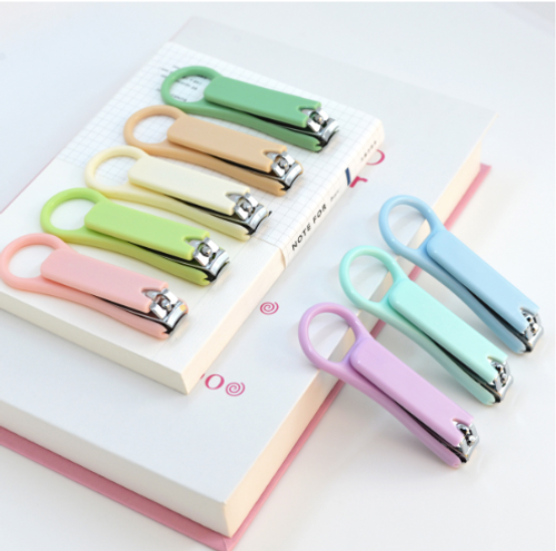 Книпсер для ногтей "Мacaron"