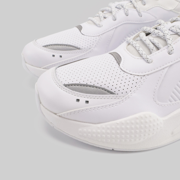 Кроссовки Puma RS-X Triple артикул:391928-02 Кроссовки Puma RS-X Triple артикул:391928-02 - купить в магазине Дайс