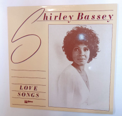 Винтажная виниловая пластинка LP Shirley Bassey Love Songs (UK 1982)