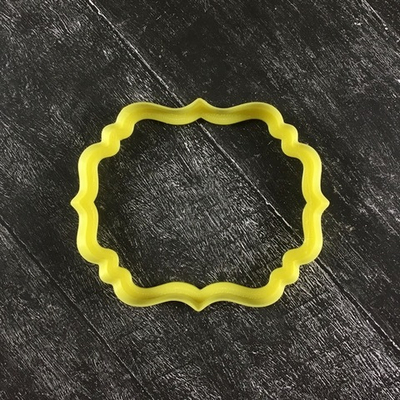 Фигурная рамочка №15