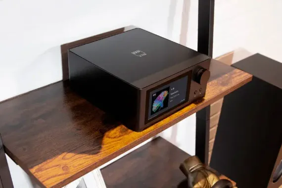 NAD C700