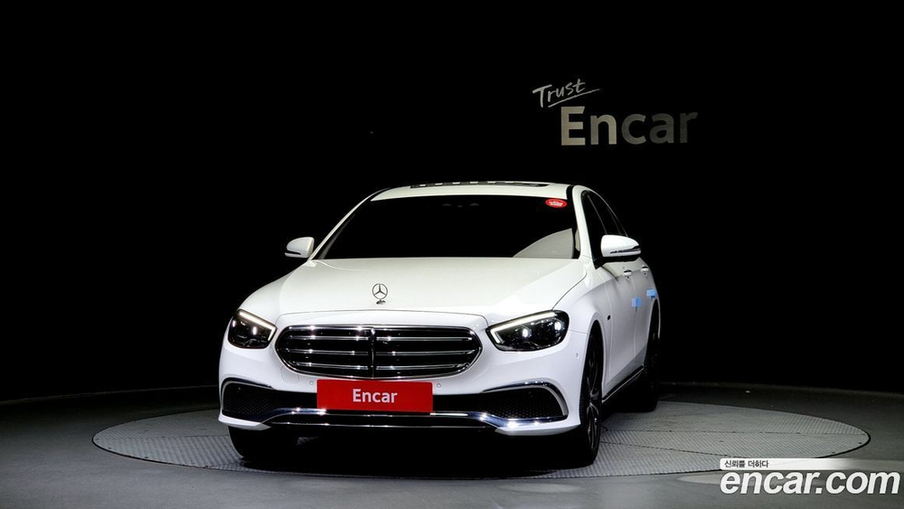 Mercedes-Benz E-Class W213 E300e 4MATIC Exclusive (12.2020)