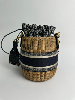 Сумка Christian Dior Brown Oblique Wicker Bucket