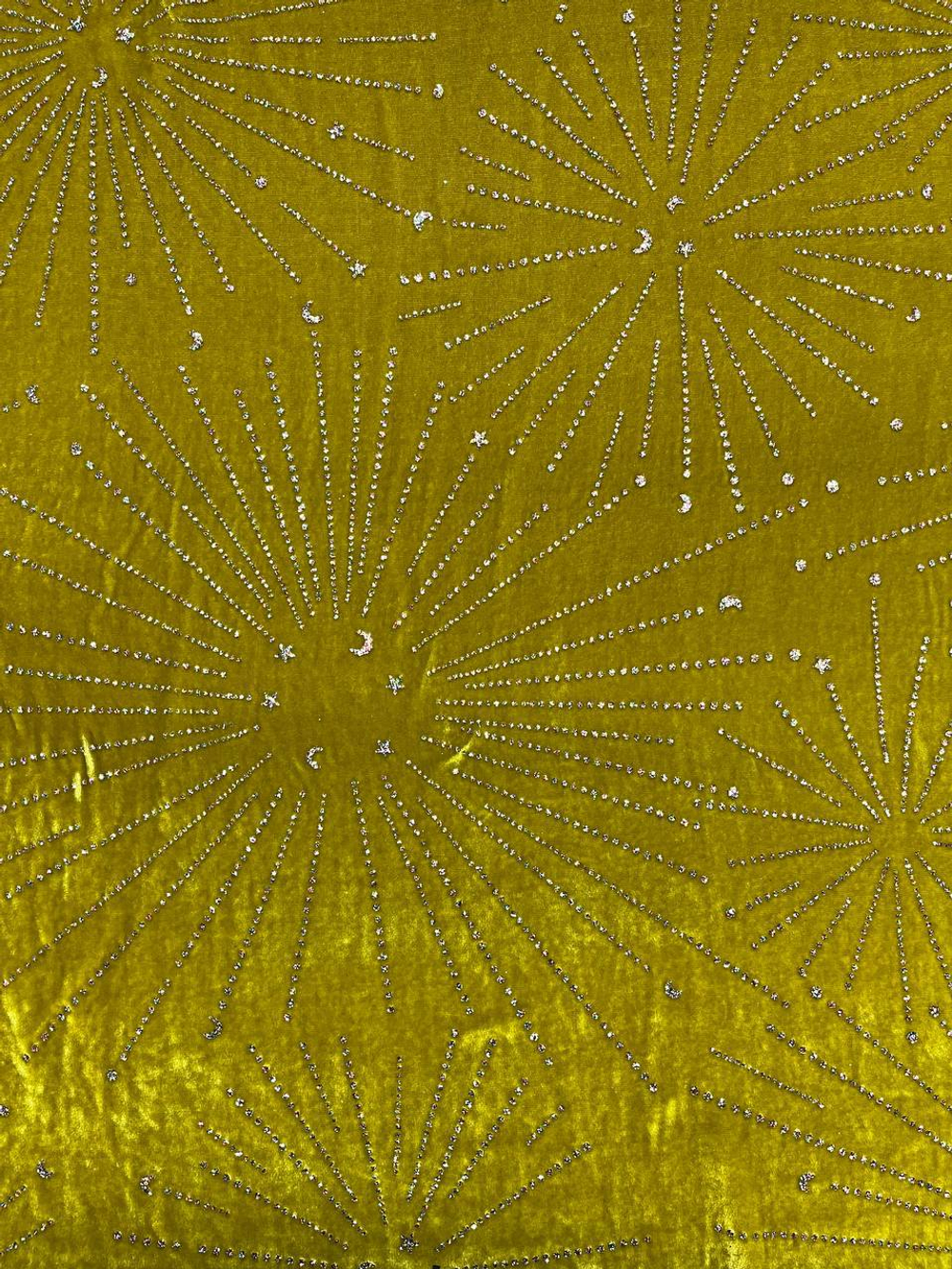 Бархат вискоза с шелком оливковая с разноцветными стразами