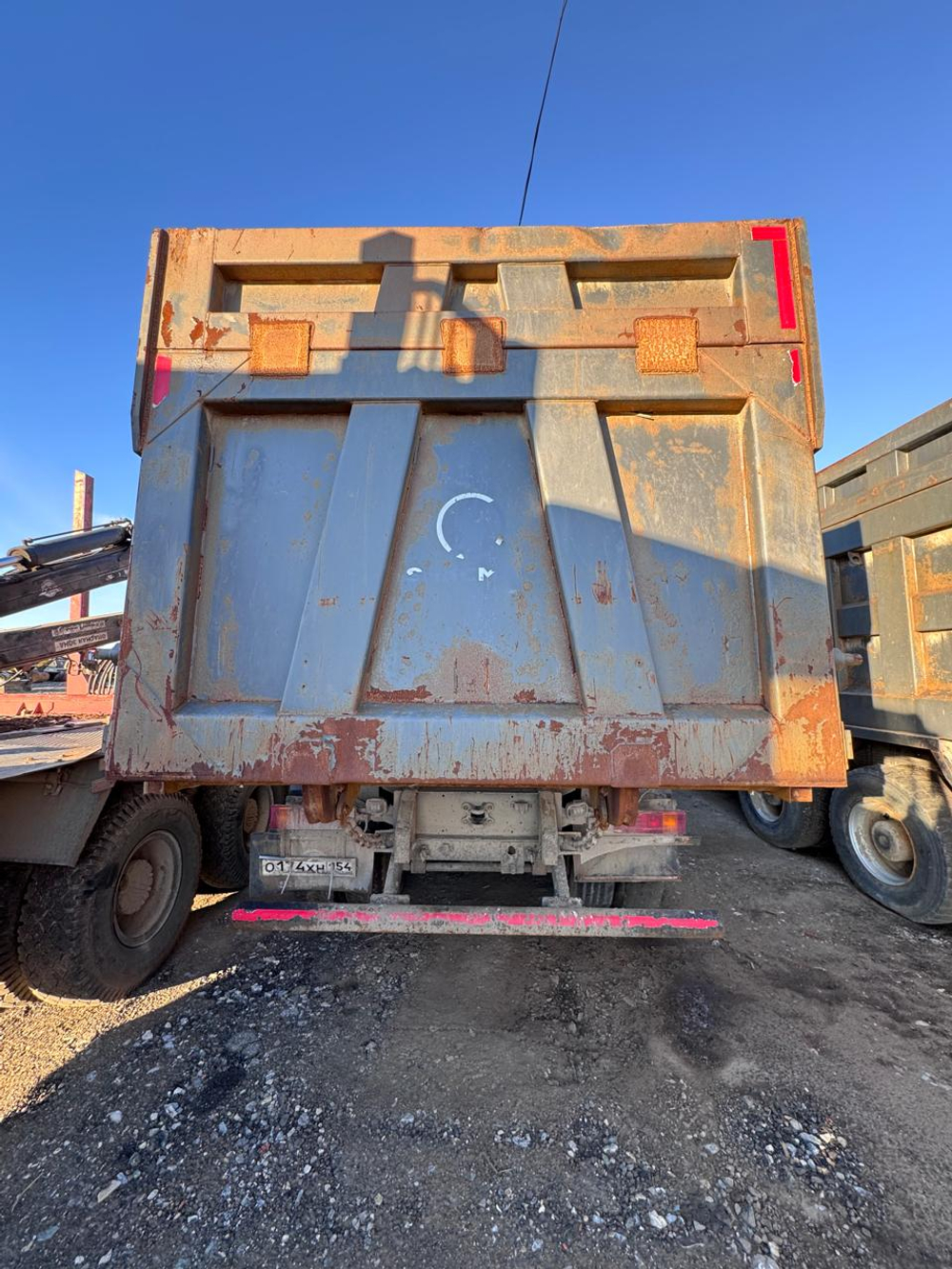 Shacman (Shaanxi) SX* 8x4 Самосвал SX33186V366 (Дизельный, 11,6 л, 423 л.с., МТ)
