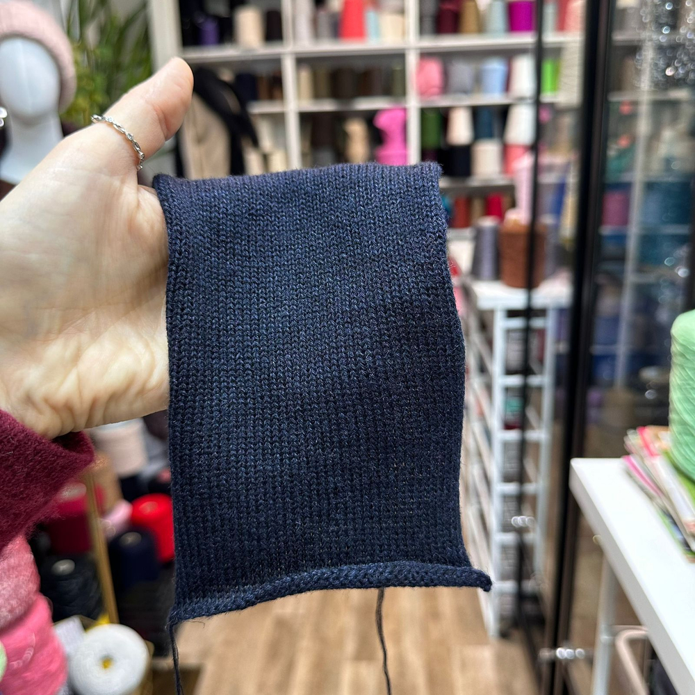 MAB4654 - Loro Piana; 50% кашемир, 50% шелк; 2400м /100гр; col.W000, цвет: сине-черный; S720