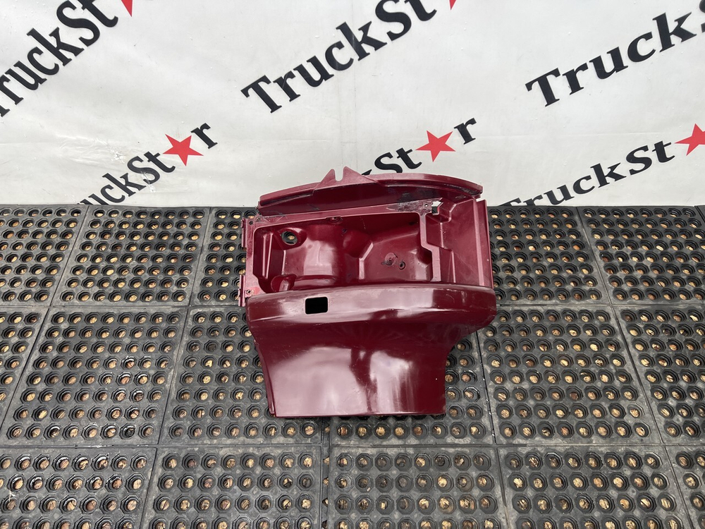 Корпус (дефект) фары правой