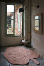 Ковер Lorena Canals Monstera Vintage Nude (120 x 180 см)