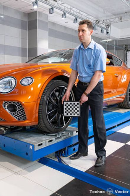 Цена на ТехноВектор (7204 TAS) стенд сход-развал 3D