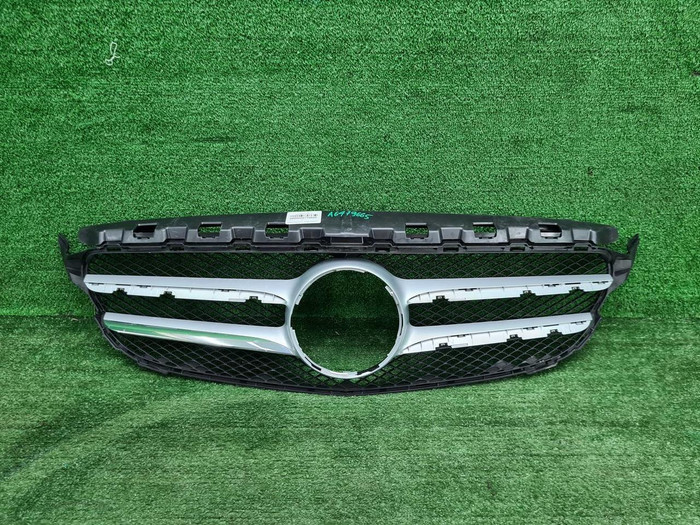 Решетка радиатора Mercedes C W205 (2014-2018)