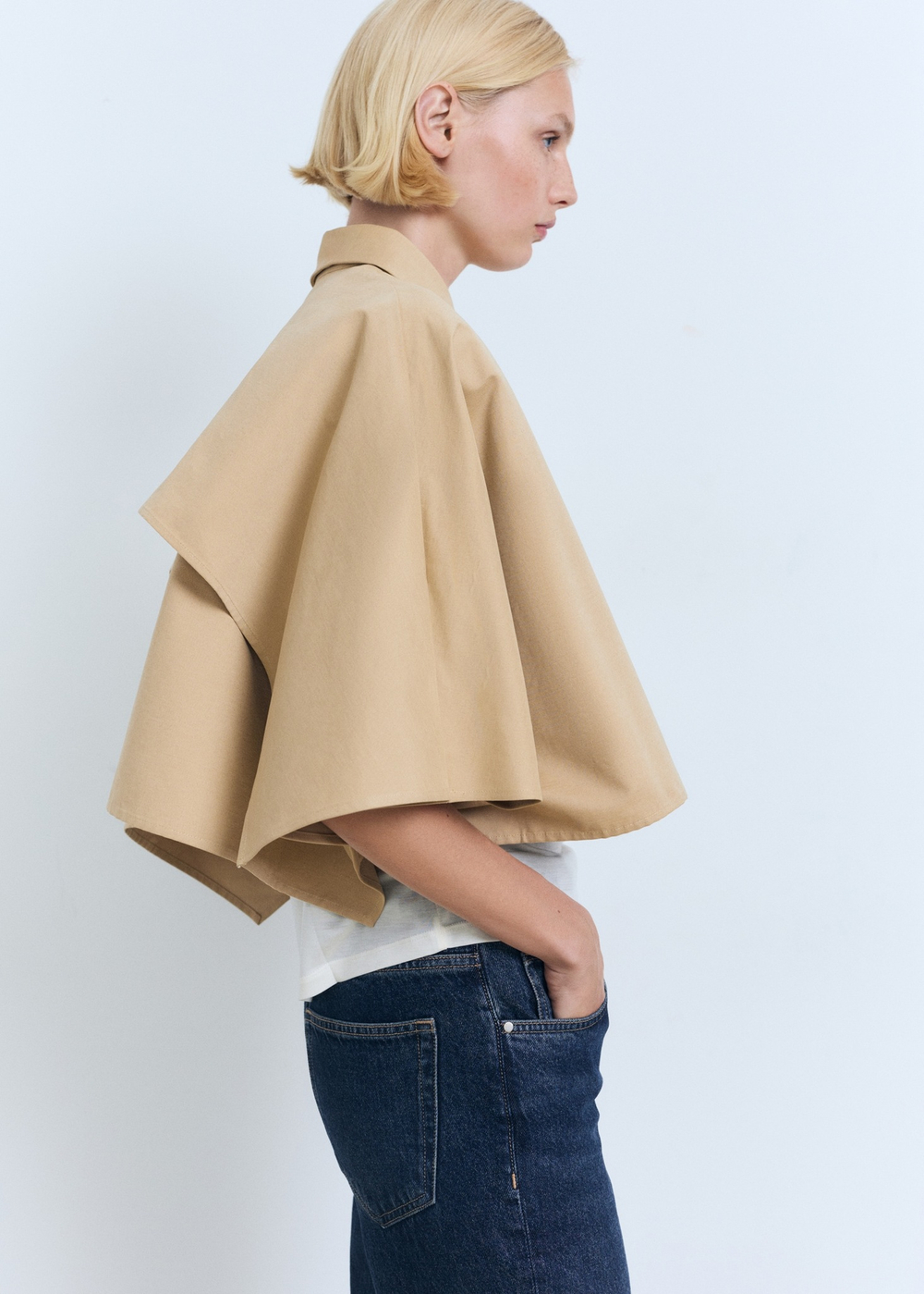 MANGO Короткий тренч-накидка, светло-бежевый