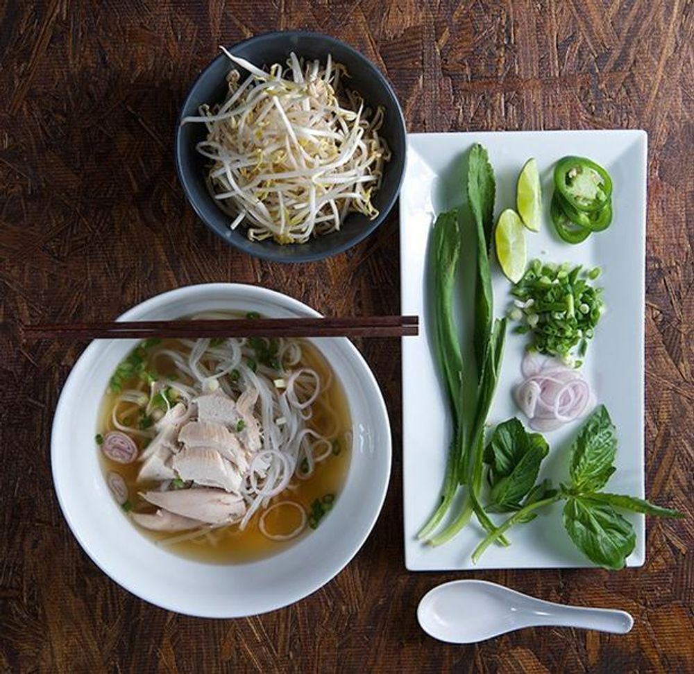 Традиционный вьетнамский суп Фо Га
