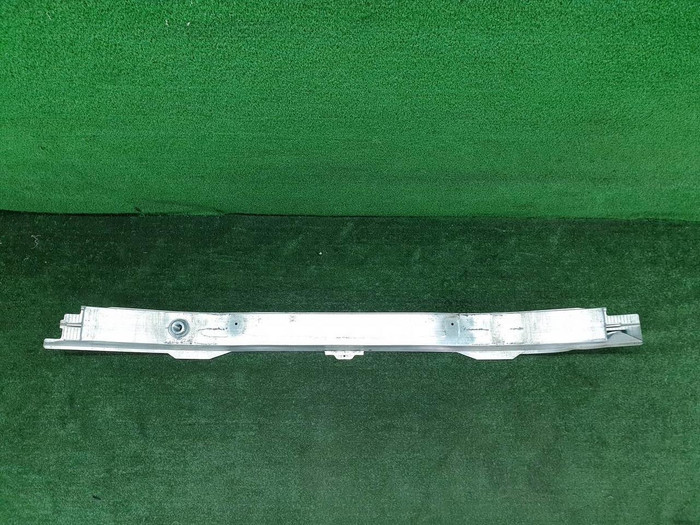 Усилитель передний BMW 3er F30 F31 (2011-2020)