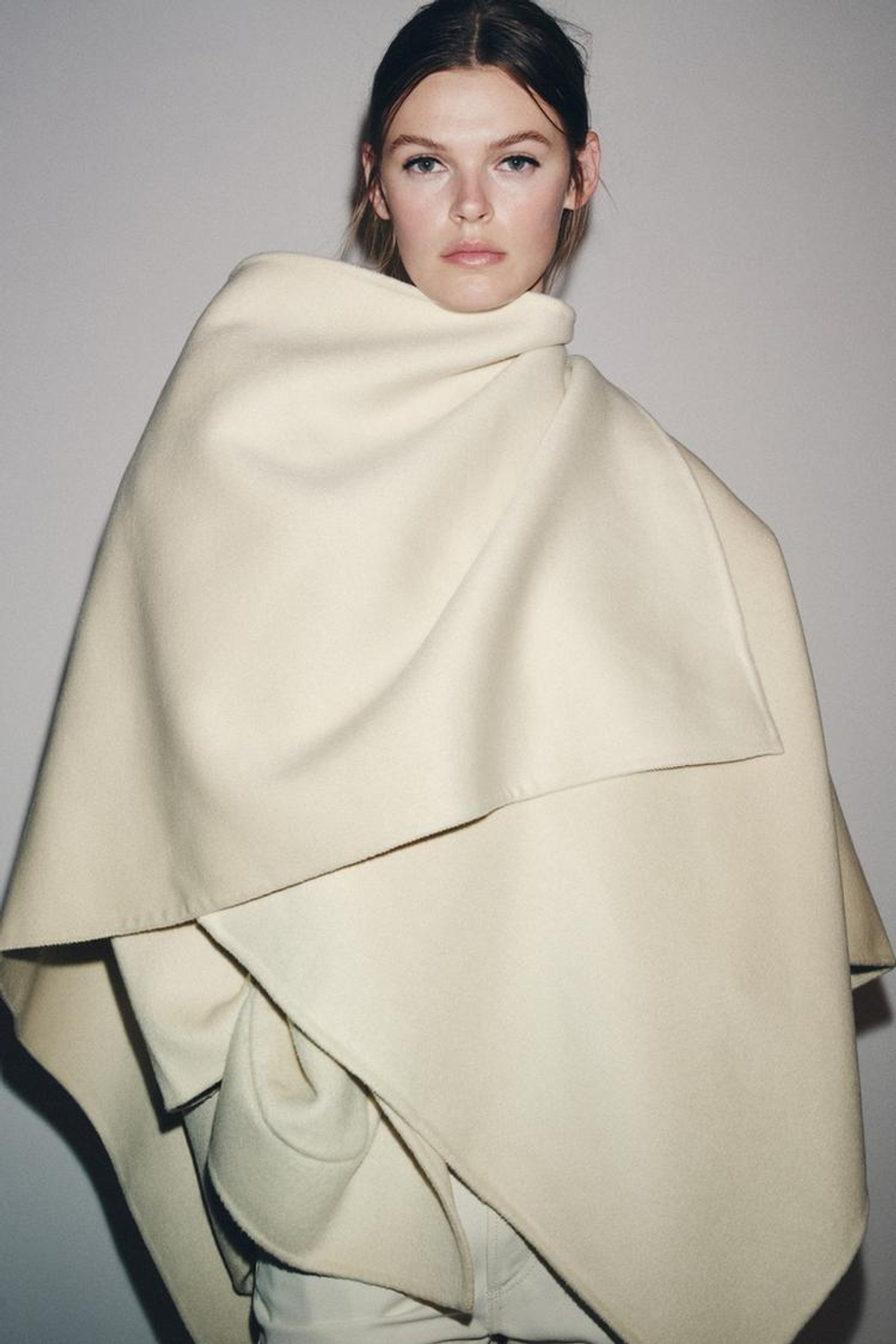 ZARA ПАЛЬТО-КЕЙП ИЗ СМЕСОВОЙ ШЕРСТИ — ZW COLLECTION, ЭКРЮ