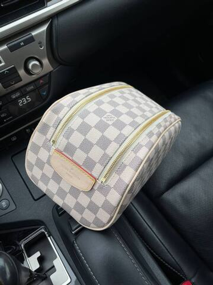 Несессер Louis Vuitton