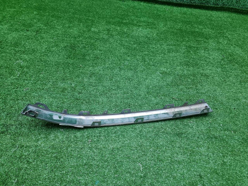 Молдинг переднего бампера VW Touareg 2 NF (14-18)