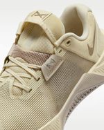 Кроссовки женские Nike Metcon 10 SE (Бежевые)