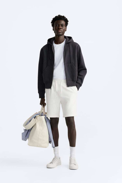 ZARA ШОРТЫ КОМФОРТНОЙ ПОСАДКИ, ЖЕЛТОВАТО-БЕЛЫЙ