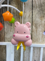 104344/Муз.карусель на кроватку "Elefantino" с проектором 2 мелодий,красный, в/к/HS0268607/12