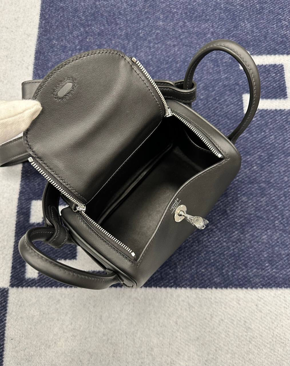 Сумка Hermes Lindy