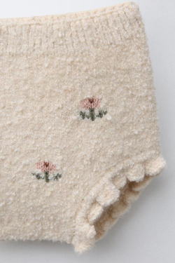 ZARA ТРУСЫ ТРИКОТАЖНЫЕ С ЦВЕТОЧНОЙ ВЫШИВКОЙ, СВЕТЛО-БЕЖЕВЫЙ