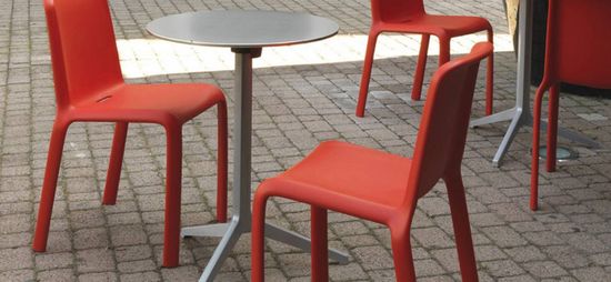 Стул пластиковый Snow