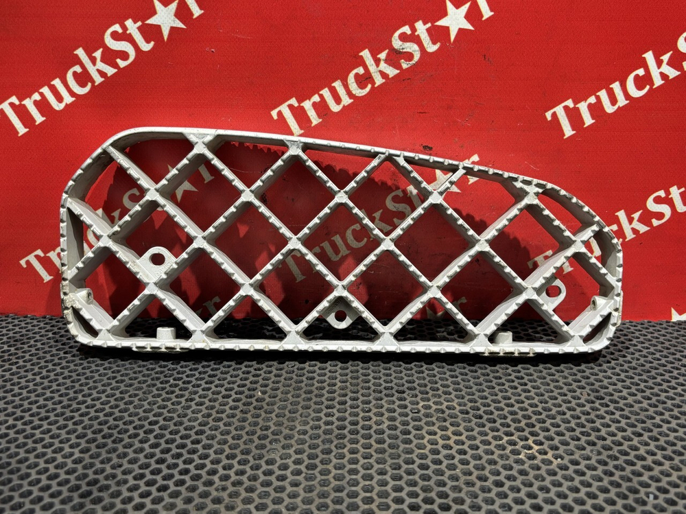 Ступенька нижняя