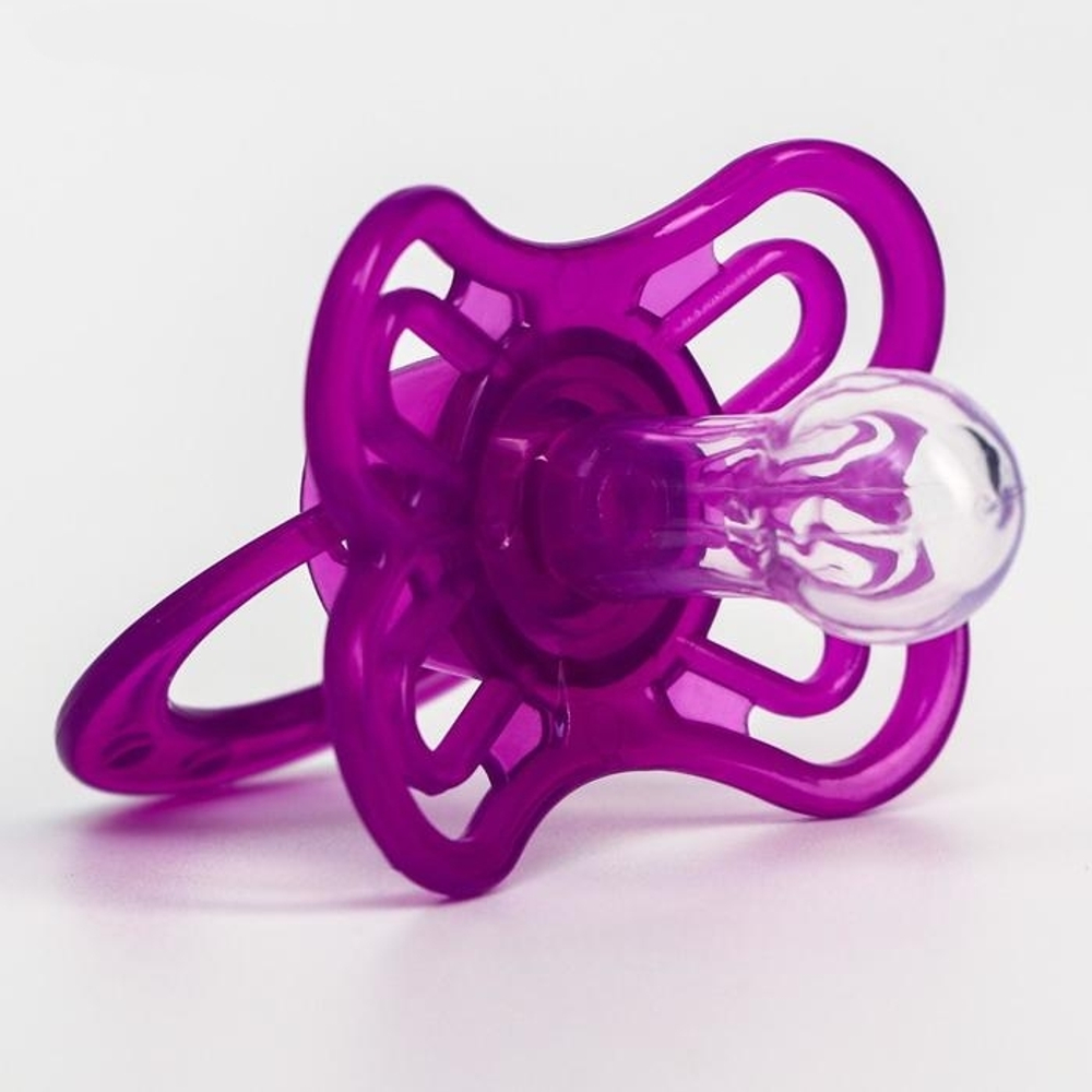 Пустышка силиконовая ортодонтическая «Бабочка» с колпачком, от 0 мес., фиолетовый 2589902