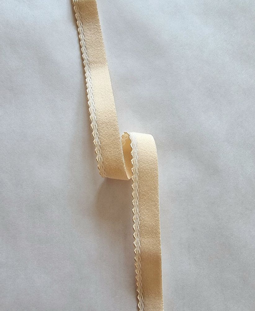 Резинка ажурная становая бежевая 15 мм (Pantone 13-1010 TPX)