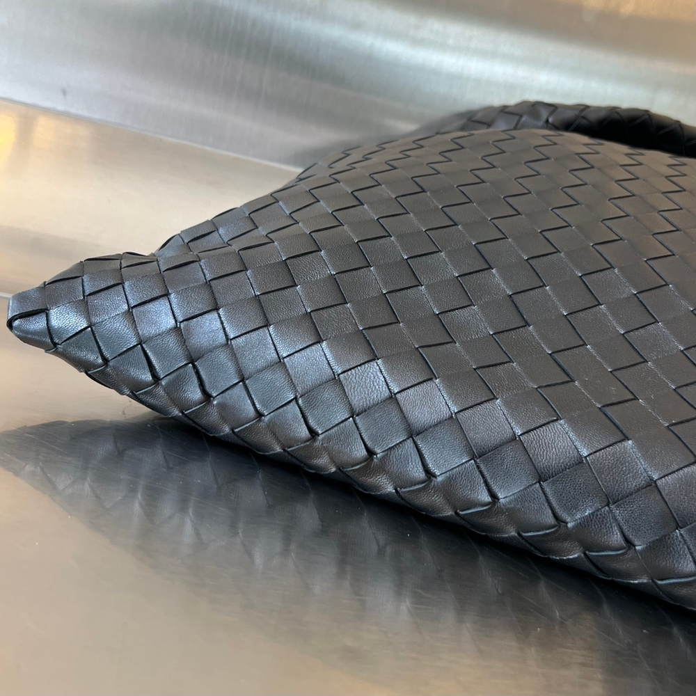 Bottega Veneta Large Hop 54 cm
