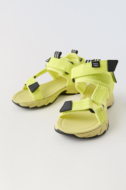 ZARA САНДАЛИИ ИЗ ВЫСОКОТЕХНОЛОГИЧНОЙ ТКАНИ, ЛАЙМОВЫЙ