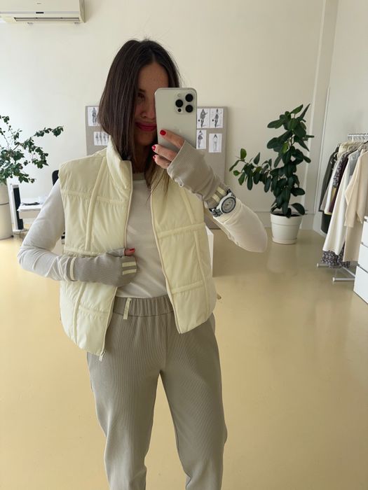 ЖИЛЕТ ЮДЖИТ СЛИВОЧНЫЙ