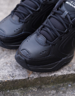 Кроссовки Nike Air Monarch IV 'Black' 415445-001