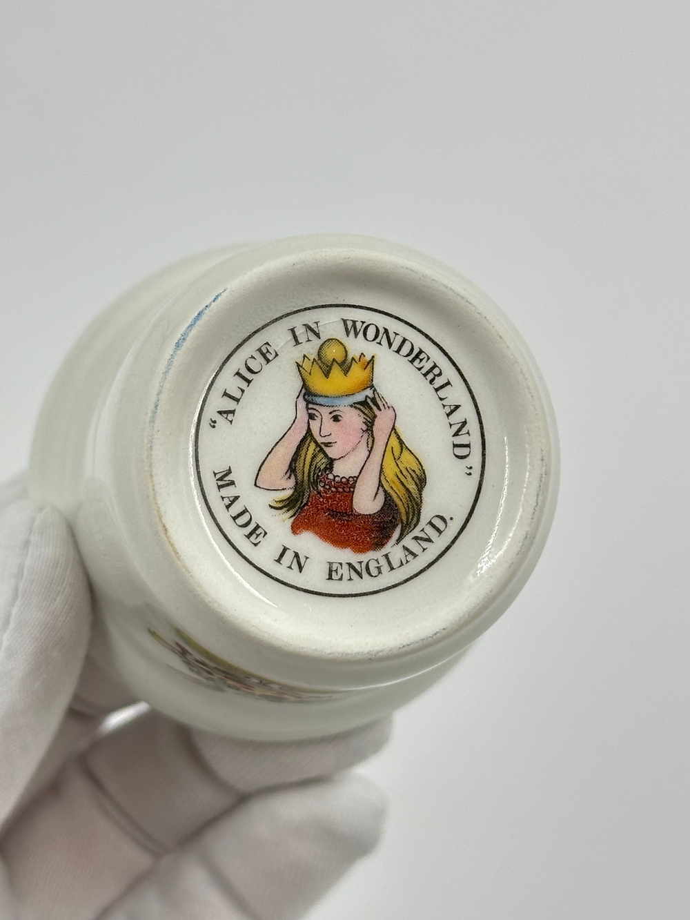 Подставка для яйца Alice in Wonderland, Johnsons Brothers