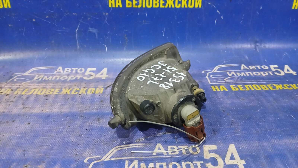 Туманка левая TOYOTA BREVIS 2001-2007